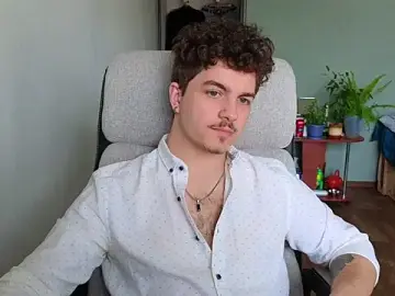 Stripchat Best Webcam of Remy_Miles