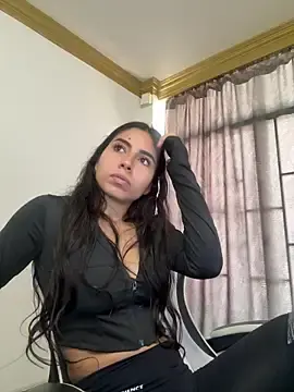 Stripchat Nude Webcam of bella-black