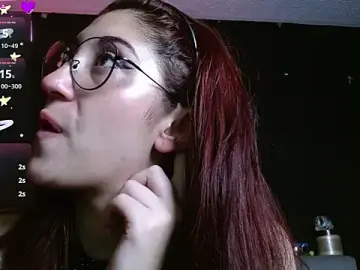 Stripchat Watch Live Sex Cams of Red-moon1