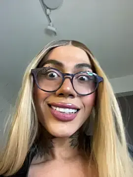 Stripchat Free Porn Cam of miss_tatiana_