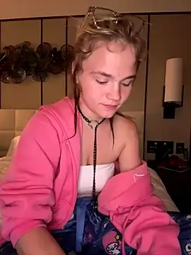 Stripchat Free Porn Cam of Cutiepiespanks