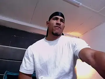 Stripchat Adult Video Chat of teddyfit19cm