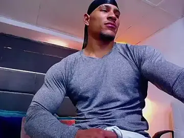 Stripchat Adult Video Chat of teddyfit19cm