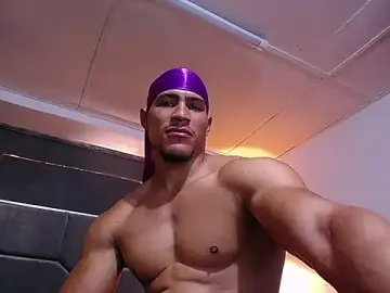 Stripchat Live Porn of teddyfit19cm