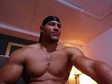 Stripchat Live Sex Cam of teddyfit19cm