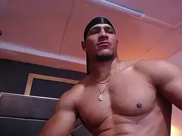 Stripchat Live Porn of teddyfit19cm