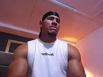 Stripchat Free Live Porn of teddyfit19cm