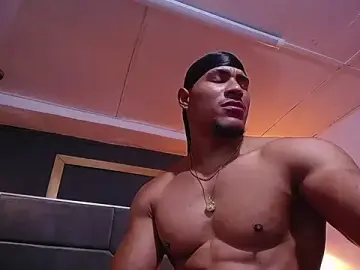 Stripchat Live Sex Cam of teddyfit19cm