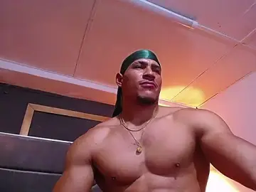 Stripchat Live Sex Cam of teddyfit19cm