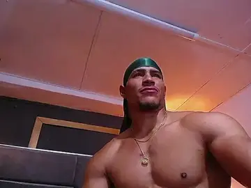 Stripchat Adult Webcams of teddyfit19cm