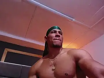 Stripchat Free Live Porn of teddyfit19cm