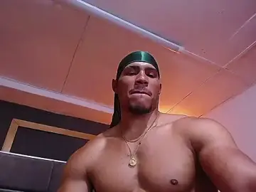 Stripchat Free Live Porn of teddyfit19cm