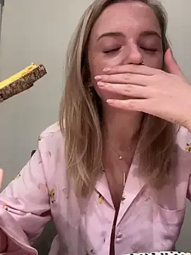 Stripchat Live Porn of LexyGold