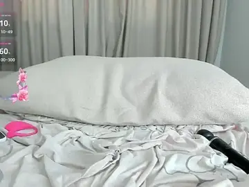 Stripchat Watch Live Sex Cams of Zirael_swan