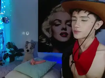 Stripchat Live Porn of maxiy_001