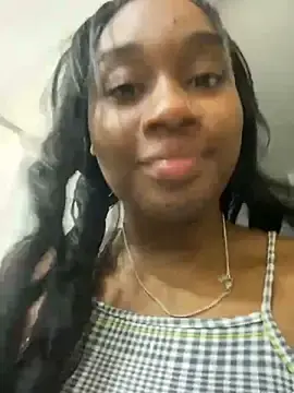 Stripchat Free Porn Cam of EscorpiLeoncita