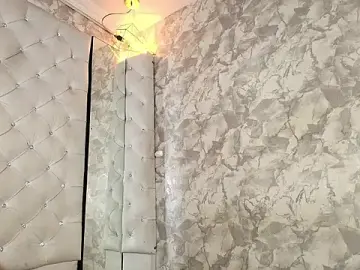 Stripchat Sex Cam of CrystalBrooke3x