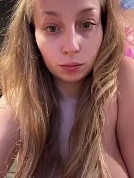 Stripchat Free Porn Cam of Mrs_Mr_007