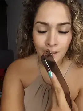 Stripchat Nude Webcam of Sara_smiiith211