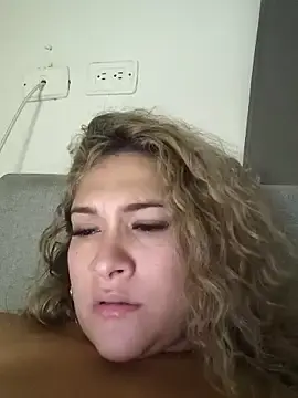 Stripchat Adult Video Chat of Sara_smiiith211