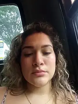 Stripchat Sex Cam of Sara_smiiith211