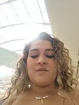 Stripchat Best live sex cam show of Sara_smiiith211