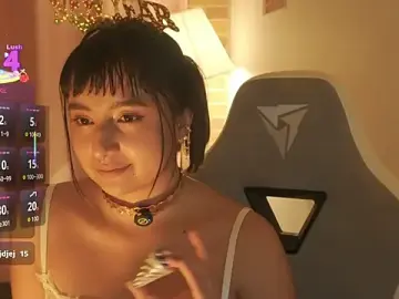 Stripchat Adult Webcam of EmmitaGarcia