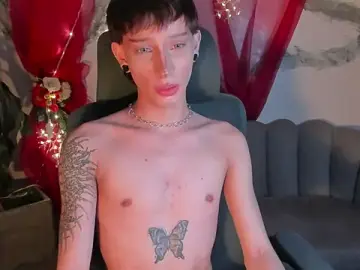 Stripchat Free Porn Cam of AndyWiilliams