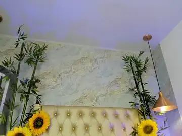 Stripchat Best live sex cam show of LittleeJaz