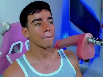 Stripchat Adult Webcam of Alejandro_karter18