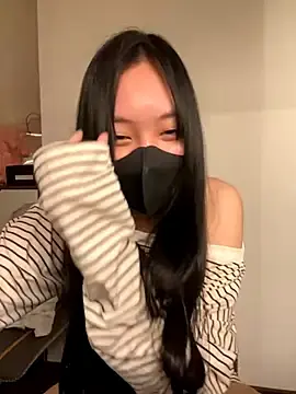 Stripchat Free Live Porn of MEOW_MEO