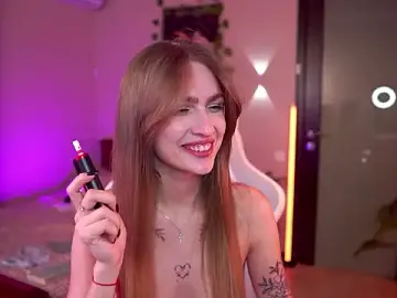 Stripchat Nude Webcam of Kamila_icee