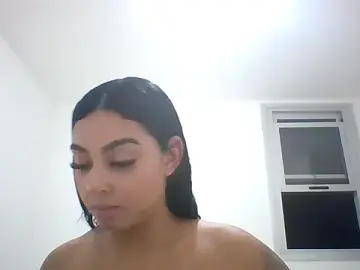 Stripchat Live Sex of Nandinha777