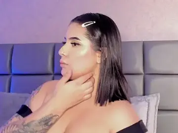 Stripchat Live Sex Cam of SpicySugar_