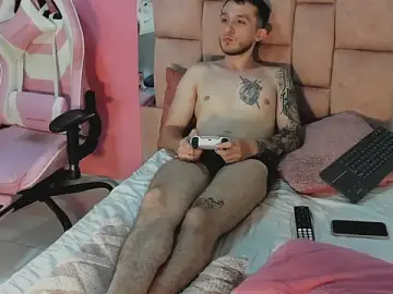 Stripchat Live Sex Cam of Dylanwhite23_