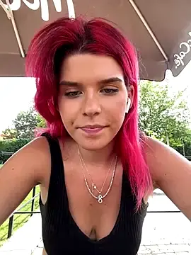 Stripchat Sex Cam of RiriRoseey