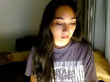 Stripchat Adult Webcam of SweetLilly_18