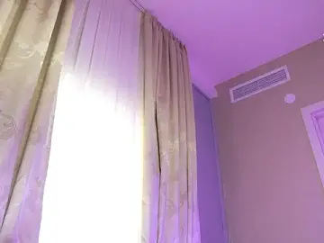 Stripchat Free Porn Cam of LiliBanger