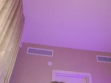 Stripchat Live Sex Cam of LiliBanger