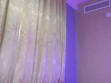 Stripchat Sex Cam of LiliBanger