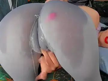 Stripchat Free Porn Cam of RedAssHottie