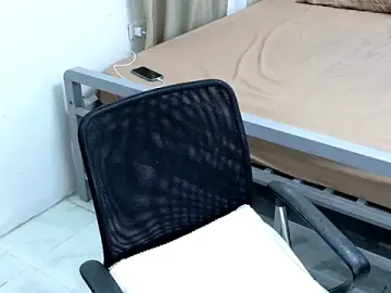 Stripchat Adult Webcams of avery_7