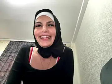 Stripchat Live Porn of GumusGuray