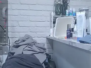 Stripchat Nude Webcam of koreanboy2341