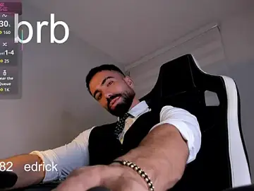 Stripchat Free Porn Cam of edrick_walton1