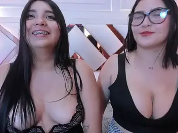 Stripchat Nude Webcam of madeleine2112