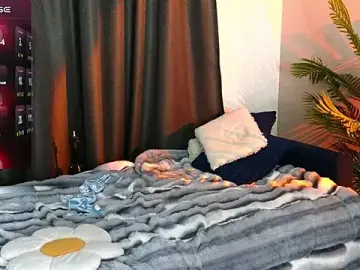 Stripchat Free Live Porn of DebiHenks