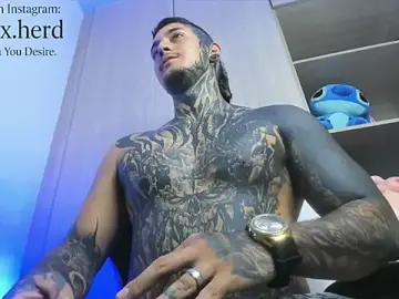 Stripchat Live Sex of JAXXXONHERD