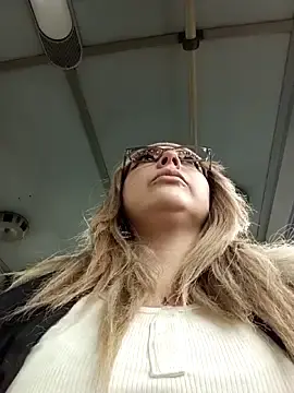 Stripchat Live Sex of madelaine-