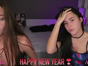 Stripchat Adult Webcam of Mari___Anna